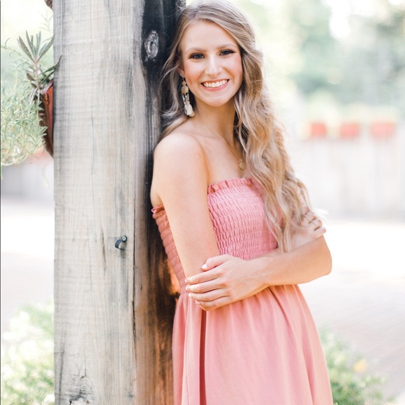 3/$20 • PINK BOUTIQUE DRESS - Picture 5 of 9